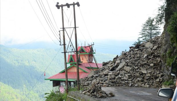 Shimla landslide-700.jpg
